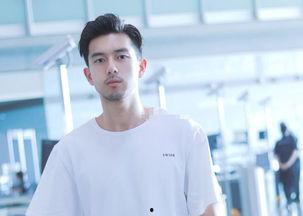 独家爆料李现视频,独家揭秘明星幕后生活  第1张